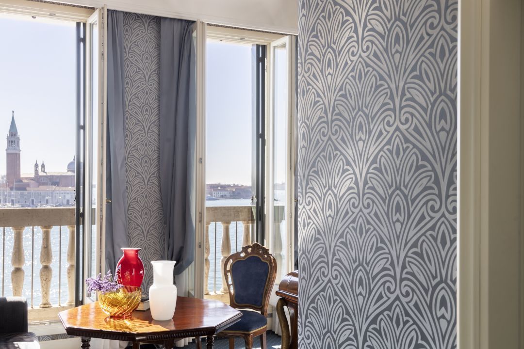 Junior Suite Lagoon View 