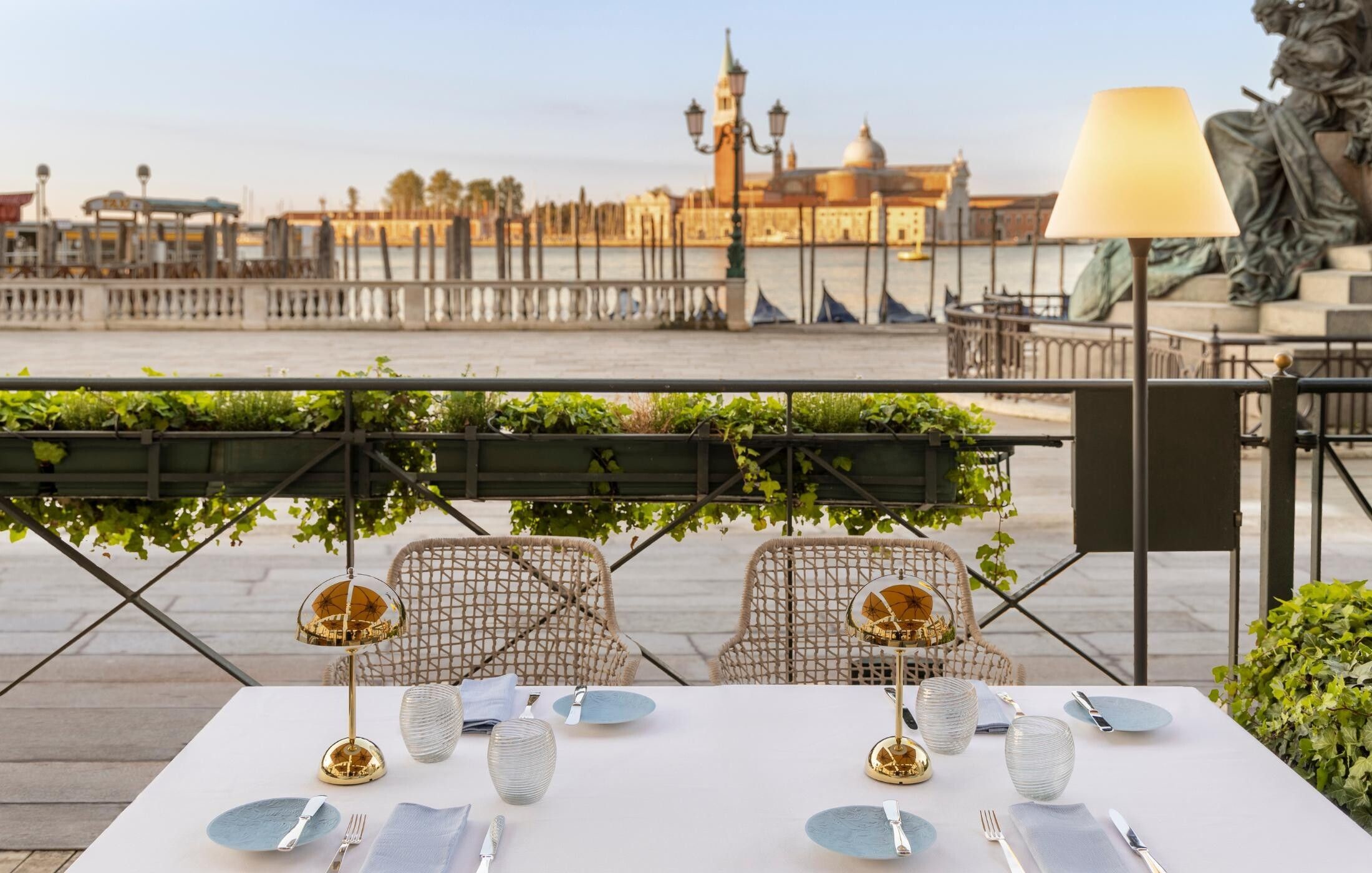 Terrace_LPV_Restaurant